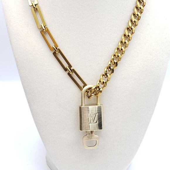 Authentic Louis Vuitton Padlock w/Unbranded Stainless Steel Gold Plated Chain - Picture 7 of 9